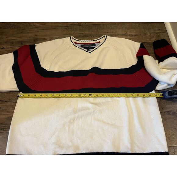 Vintage Tommy Hilfiger Cream and Red V-Neck Sweater- XL - Picture 8 of 10